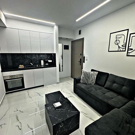 Eden Luxury Suite #3 เทสซาโลนิกิ ภายนอก รูปภาพ