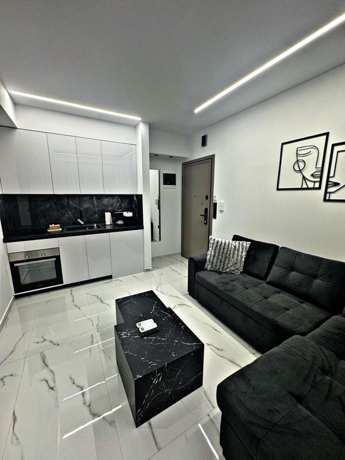 Eden Luxury Suite #3 เทสซาโลนิกิ ภายนอก รูปภาพ